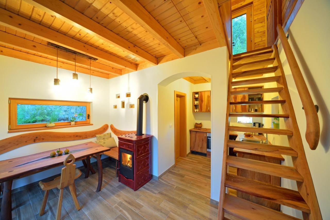 Granaries Pear & Walnut Villa Tolmin Exterior foto